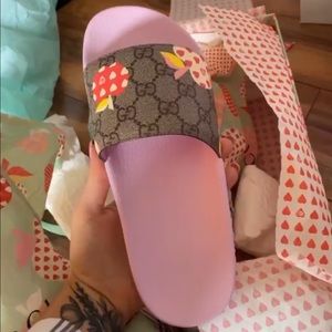 Gucci slides Limited edition